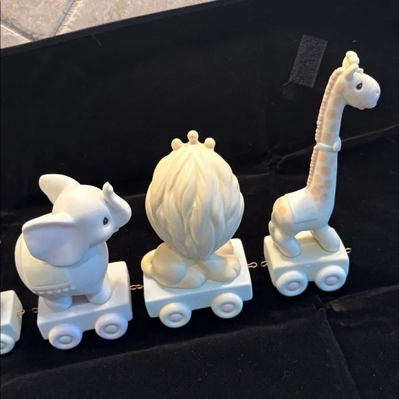 Precious moments birthday train circus clown figurine set baby 1 2 3 4 5 6 - Picture 10 of 13